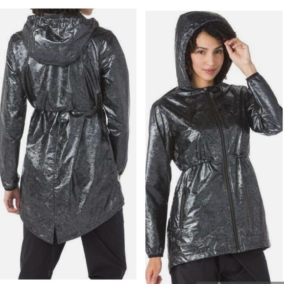 COLUMBIA Omni Wind Hooded Jacket S Metallic Gray Technical Windbreaker‎ Active - Picture 4 of 16